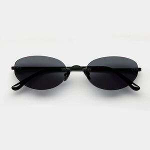 NWOT - Vehla ‘Cleo’ Sunglasses
